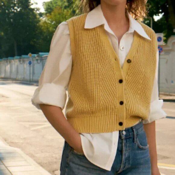 Demylee Layne Sweater Vest Medium Butter Yellow - Picture 1 of 4